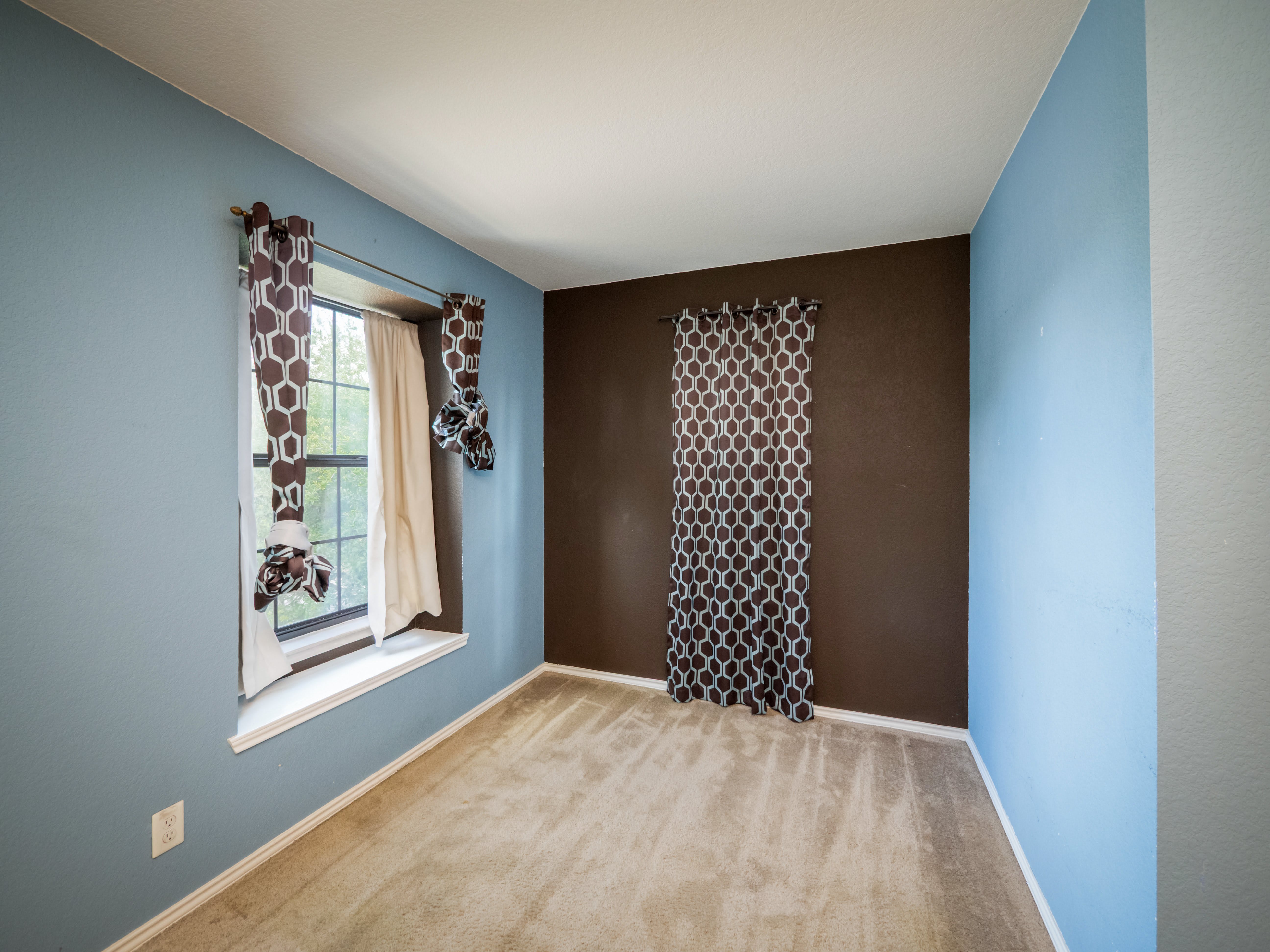 141 Clover Cove – photo 2