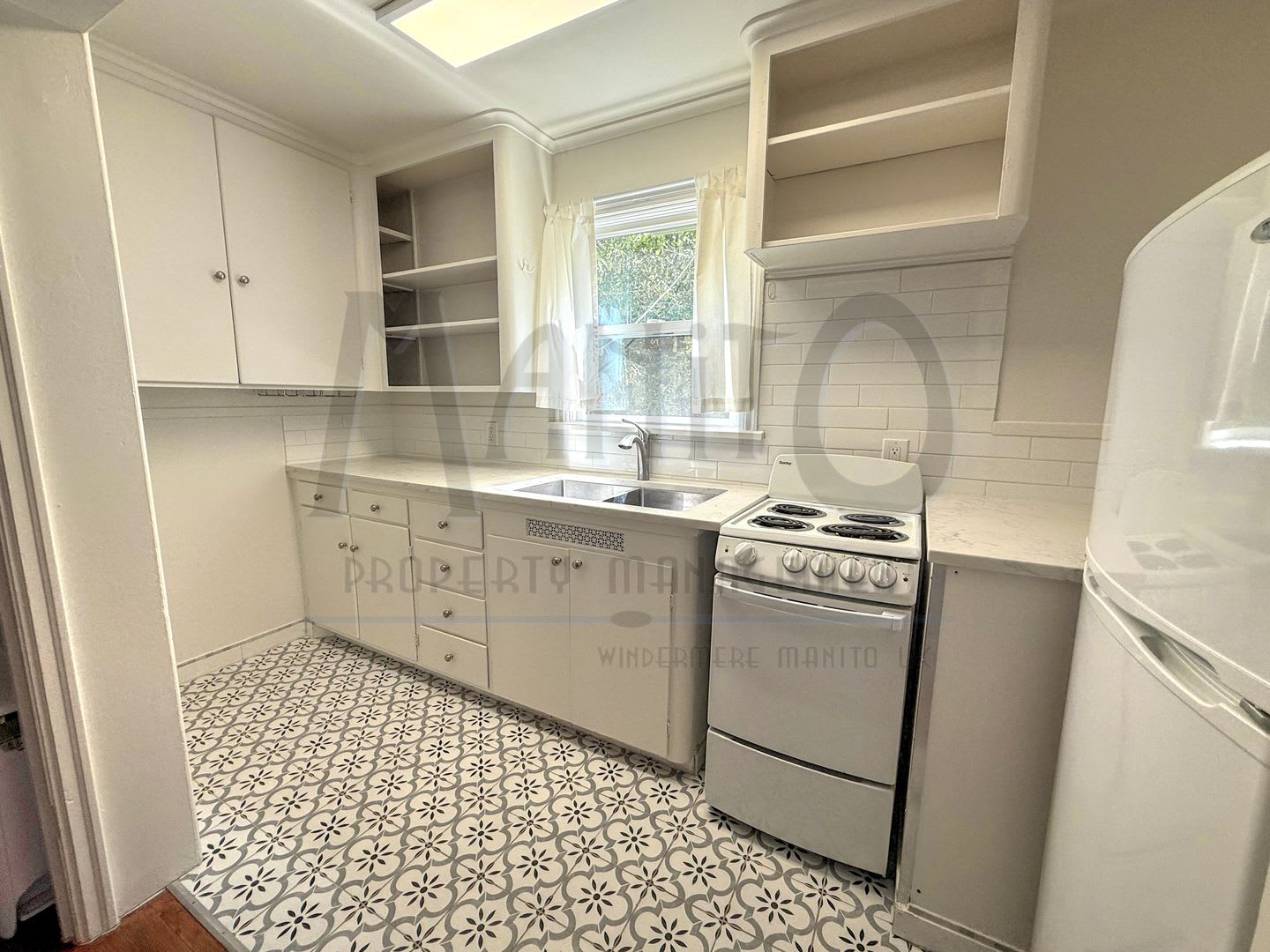 **COMING SOON** Browne's Addition Loft-Style Studio – photo 5