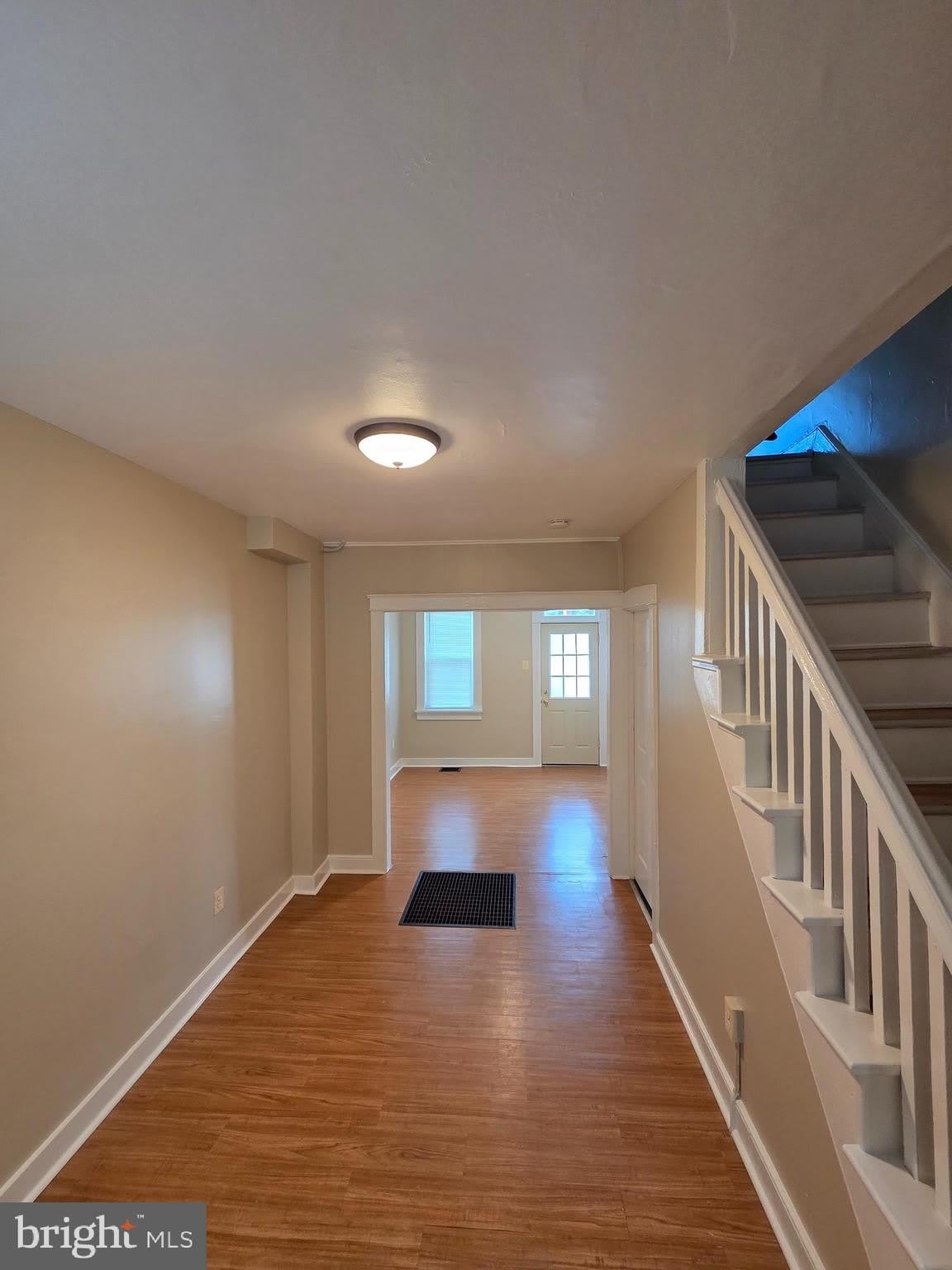 808 E MARION Street – photo 2