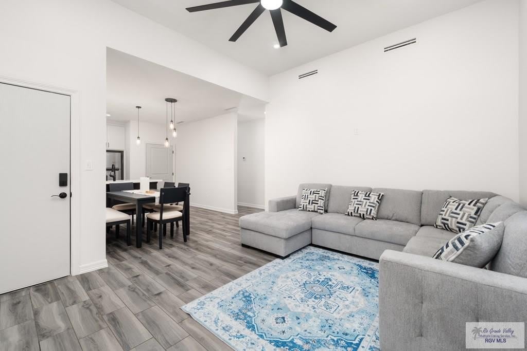 3569 HIDALGO CIR – photo 5