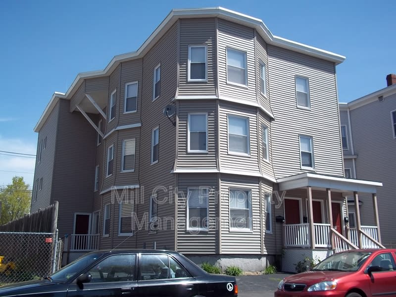 414 Cedar St (Middle) – photo 1