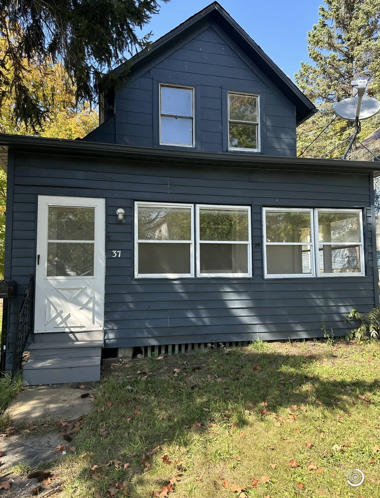 37 Magnolia Avenue – photo 1