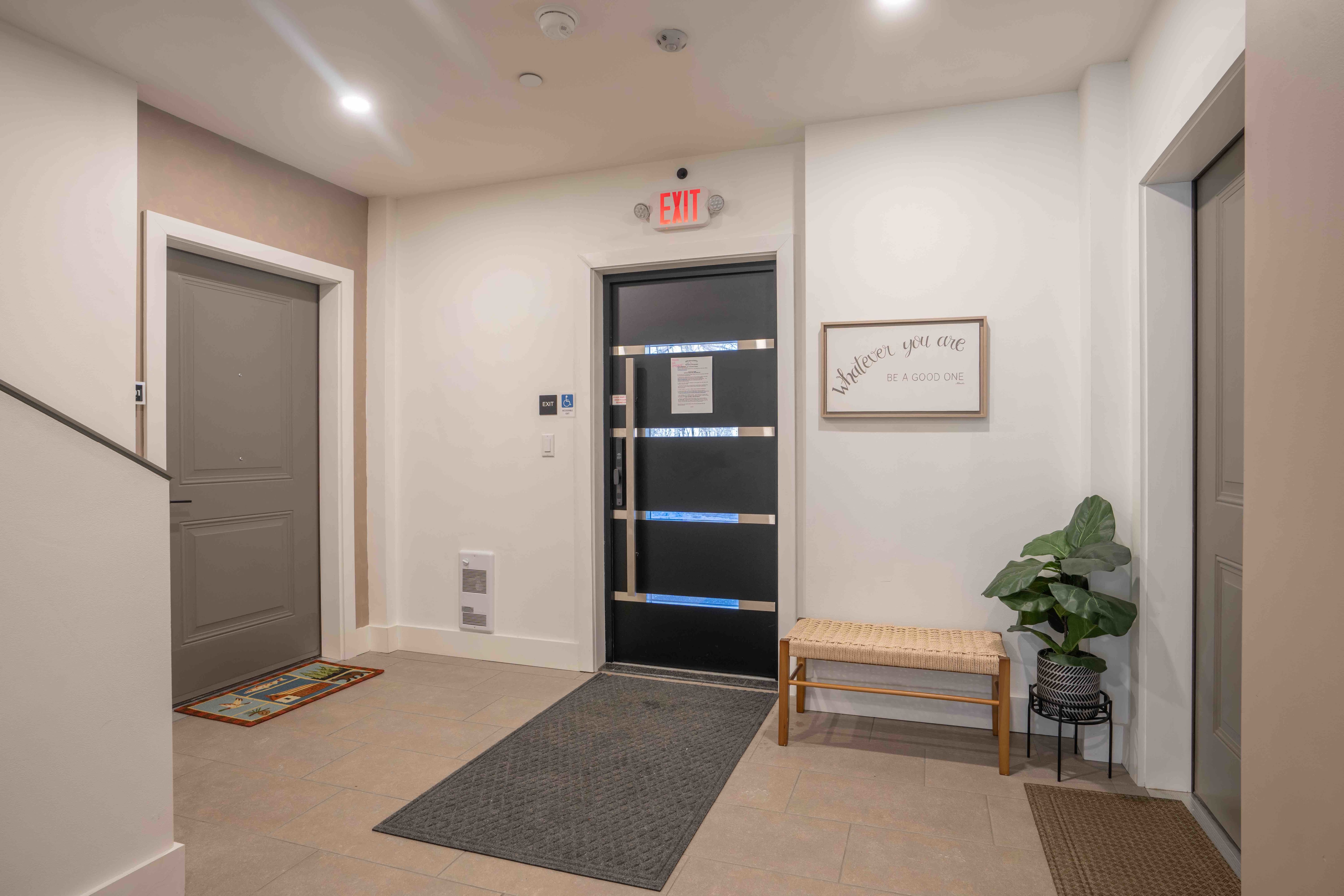 517 18th St – photo 3