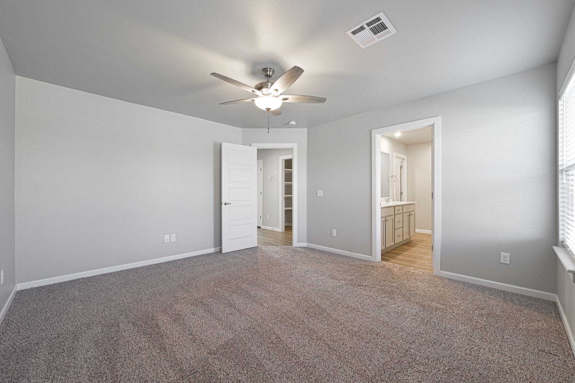 13505 Bluejacket Dr – photo 2
