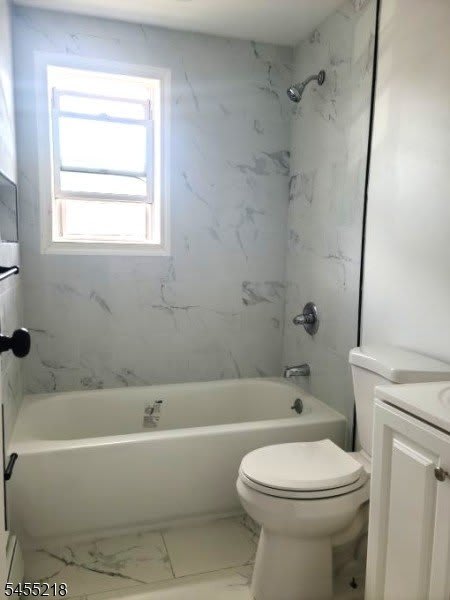 304 Franklin Ave – photo 5