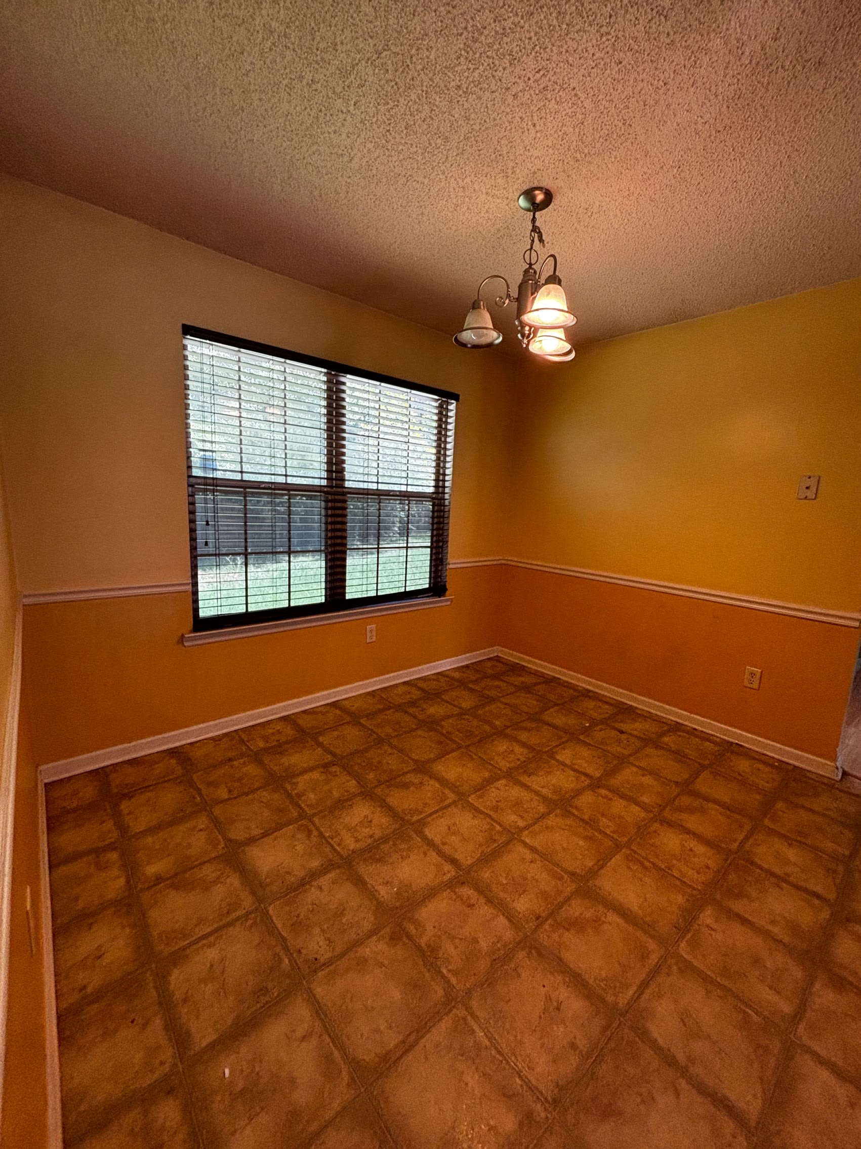 504 Bedford Court – photo 5