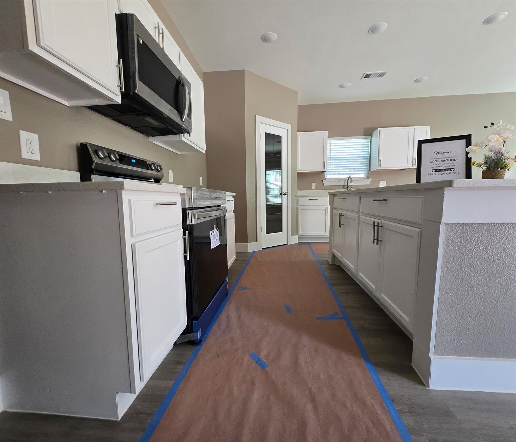 3513 Tomahawk Drive – photo 2