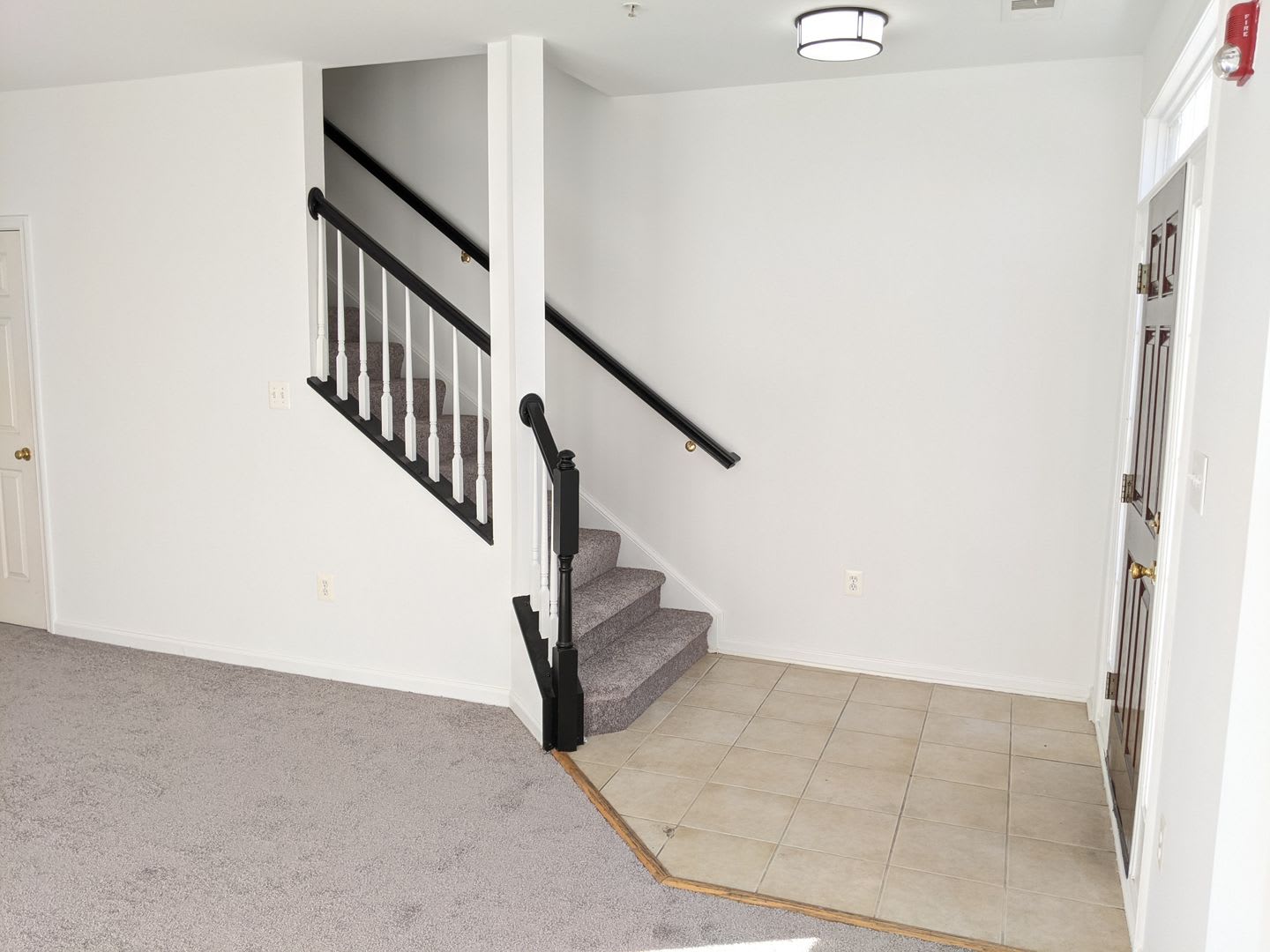 Renovated UPPER LEVEL condo in Ballenger Creek available now! – photo 3