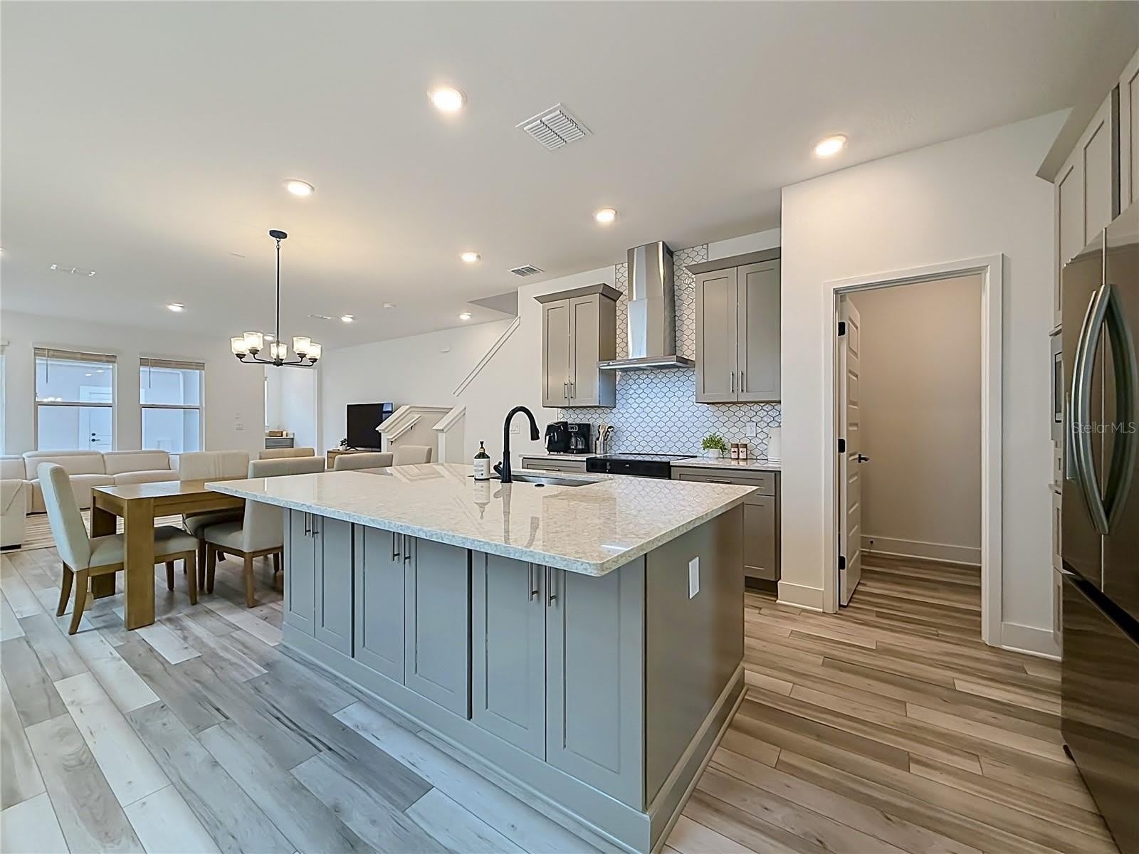 13568 AUTUMN HARVEST Avenue – photo 5