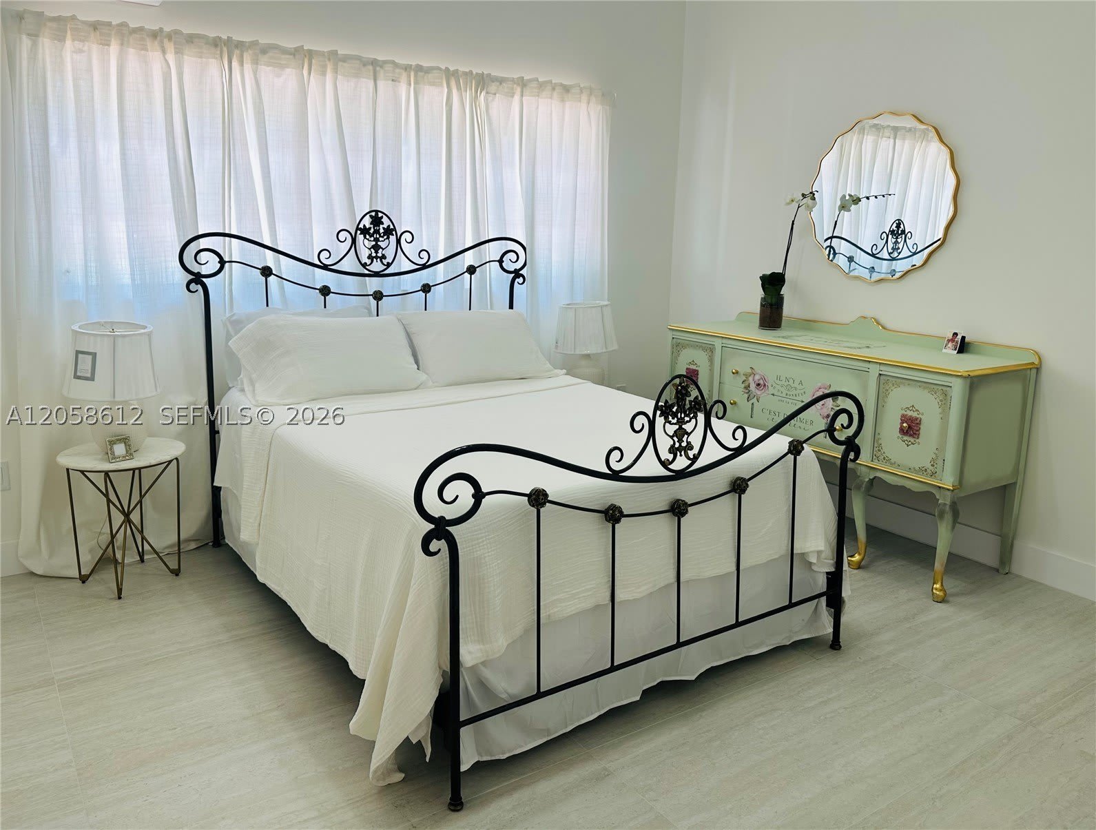 6401 SW 39th Ter – photo 2