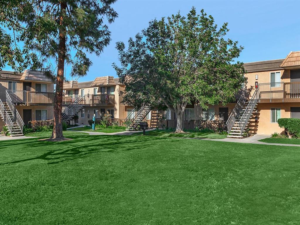 Bluffs at Carlsbad Apartments – photo 5