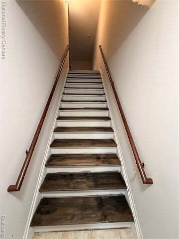 18340 University Park Drive – photo 3