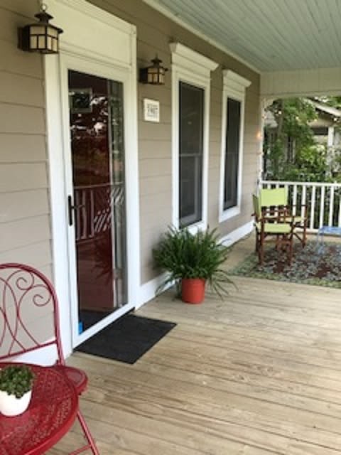 3907 Elkins Avenue – photo 3