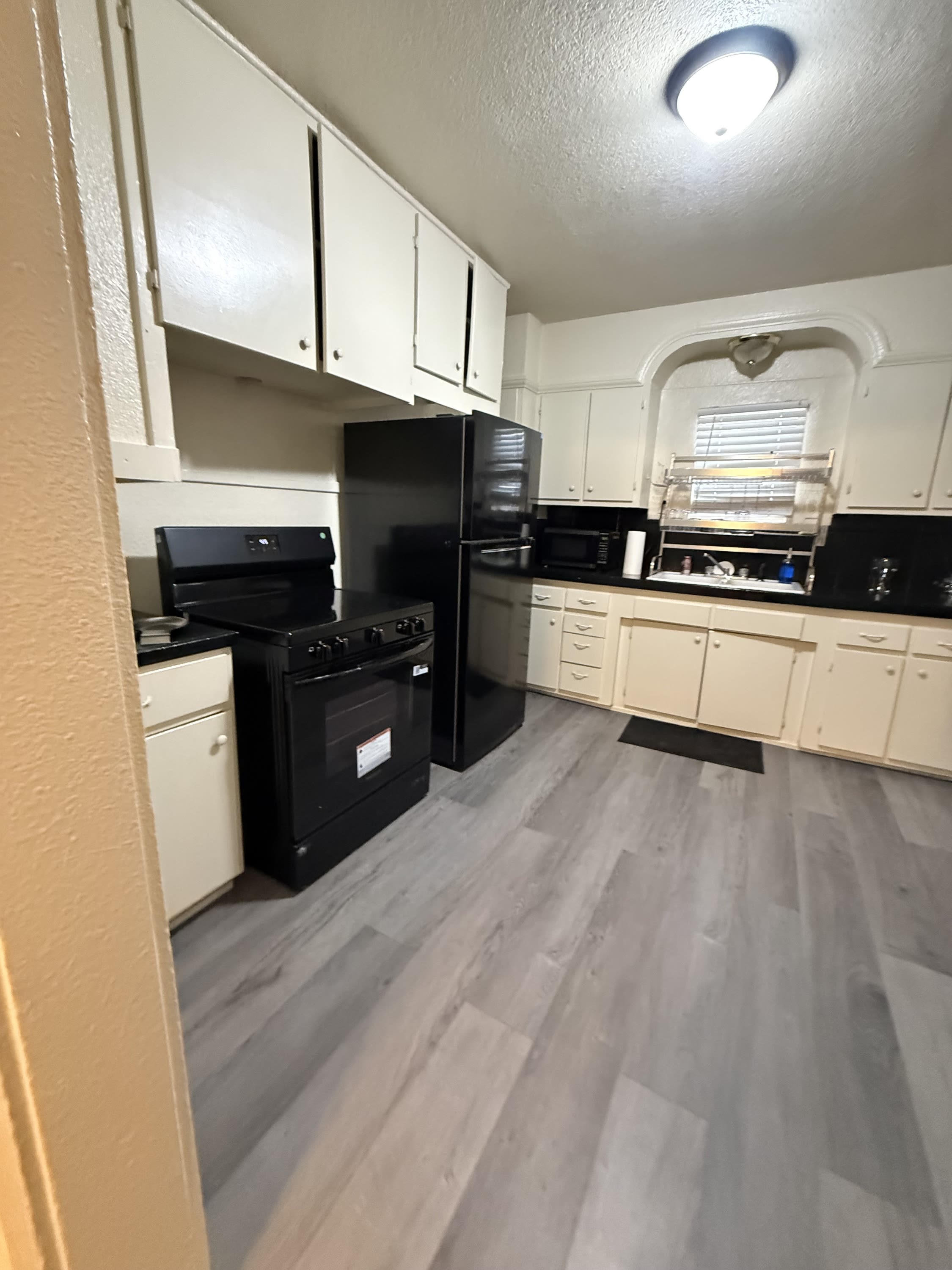 1206 West 4th Street – photo 2