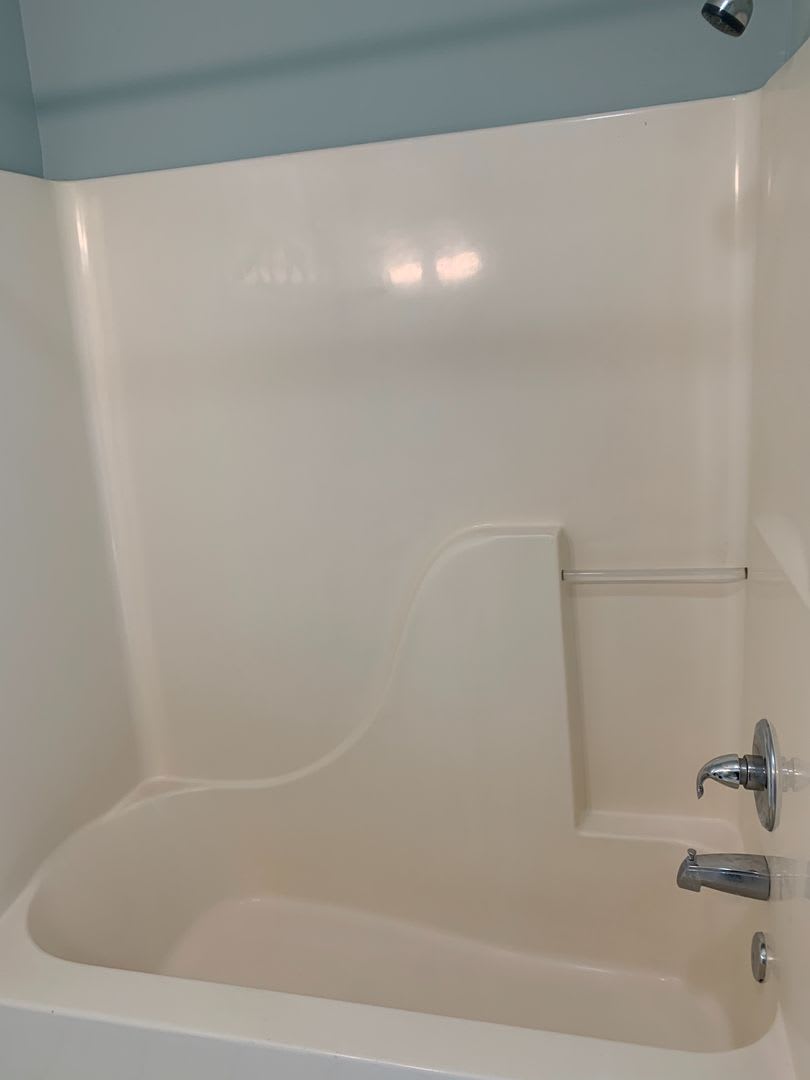 1 Bedroom Condo in Magnolia place – photo 3