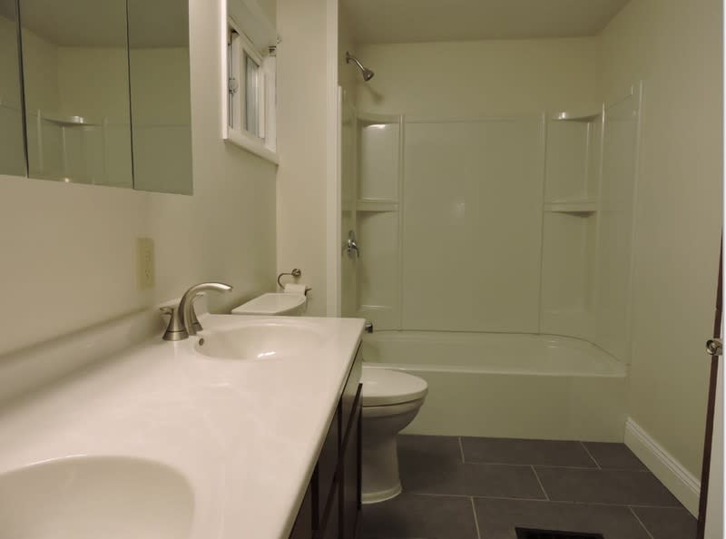 202 Cayuga Street – photo 2