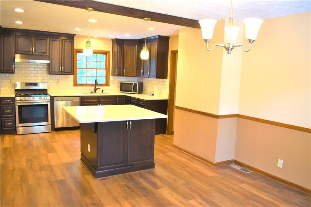 2264 Post Oak Drive – photo 2