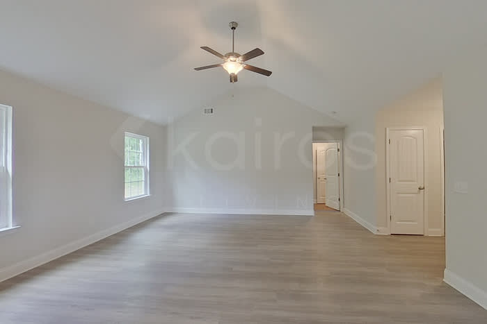 223 Western Red Cedar Drive – photo 2