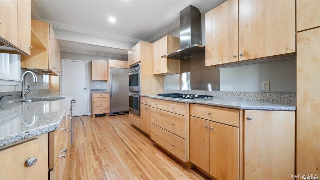 46 Laurel Avenue – photo 2