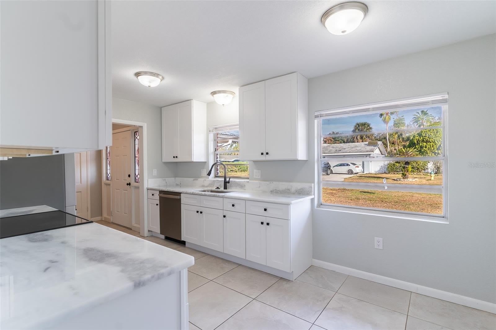 124 SHELLEY Drive – photo 5