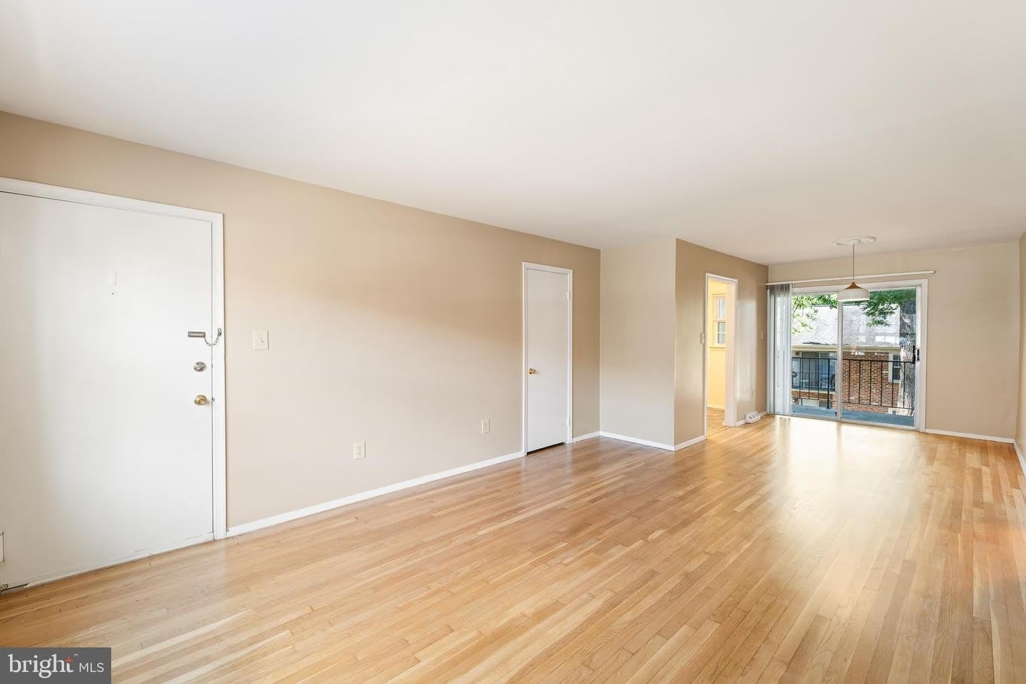 2417 BARRACKS #1 – photo 5