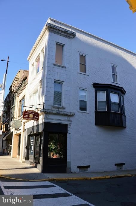 100 N CENTRE Street – photo 2