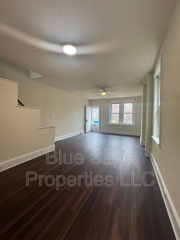 758 Saville Ave – photo 4