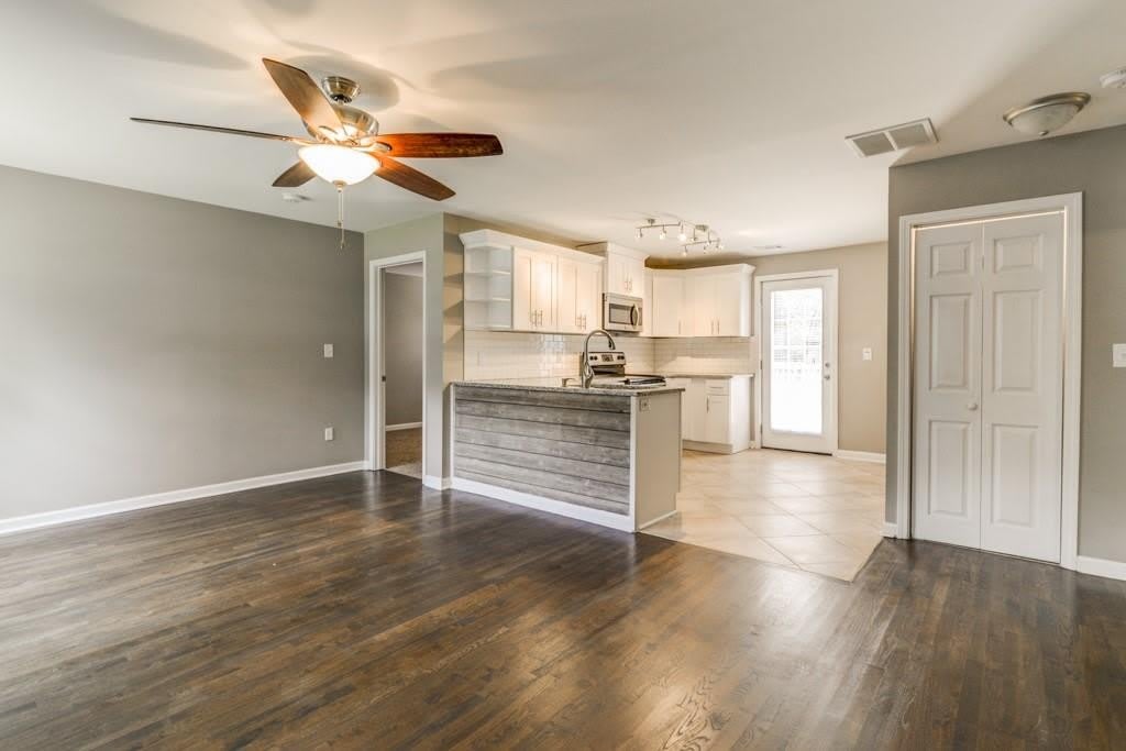 567 Ashburton Avenue – photo 2