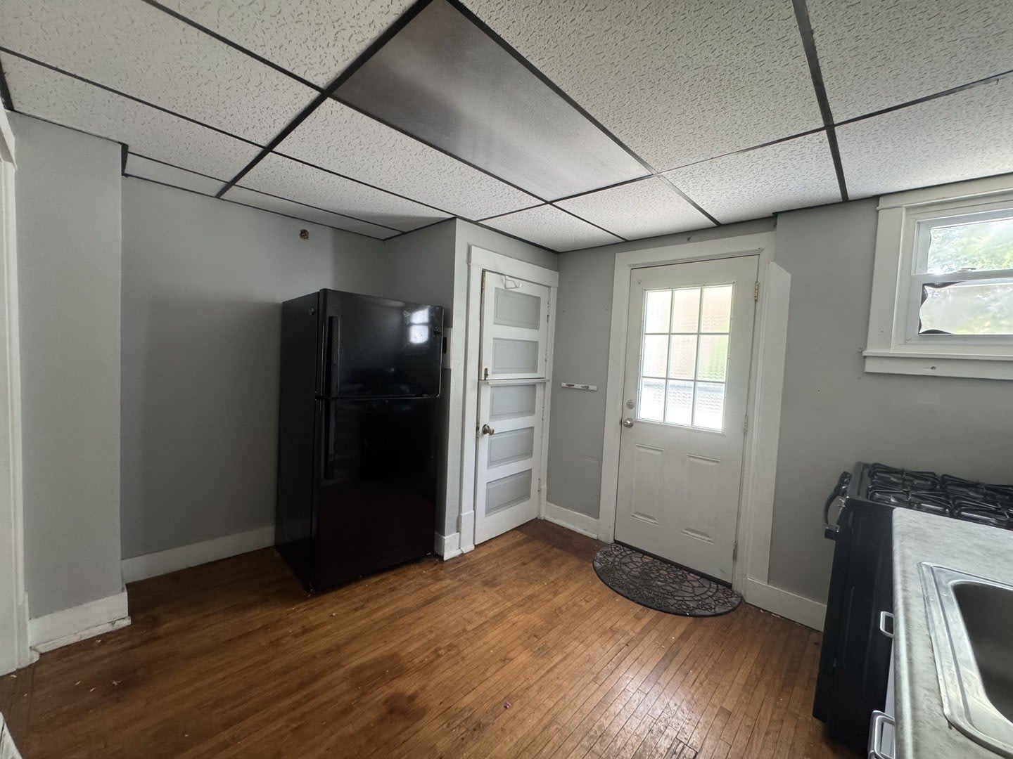 647 Hardin Avenue – photo 4