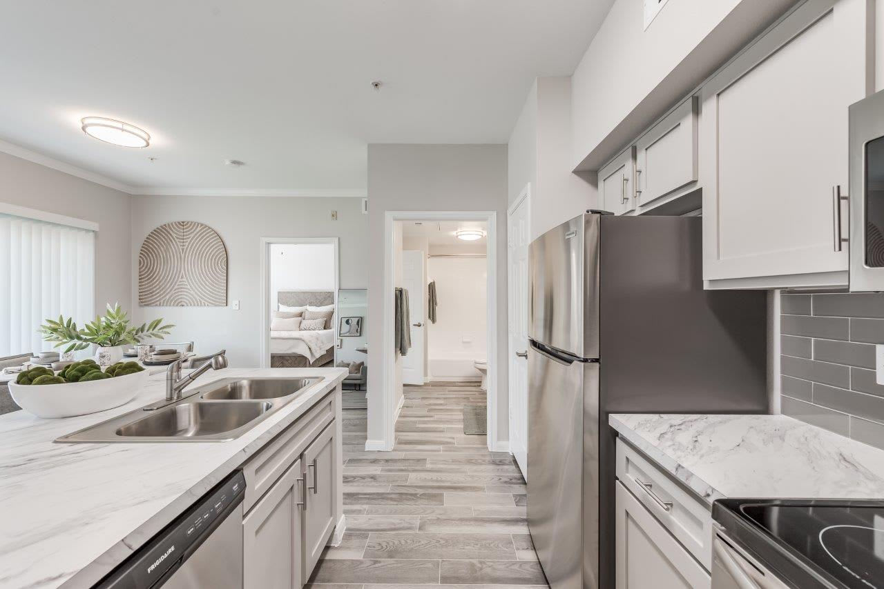 Mirabella Apartment Homes – photo 5