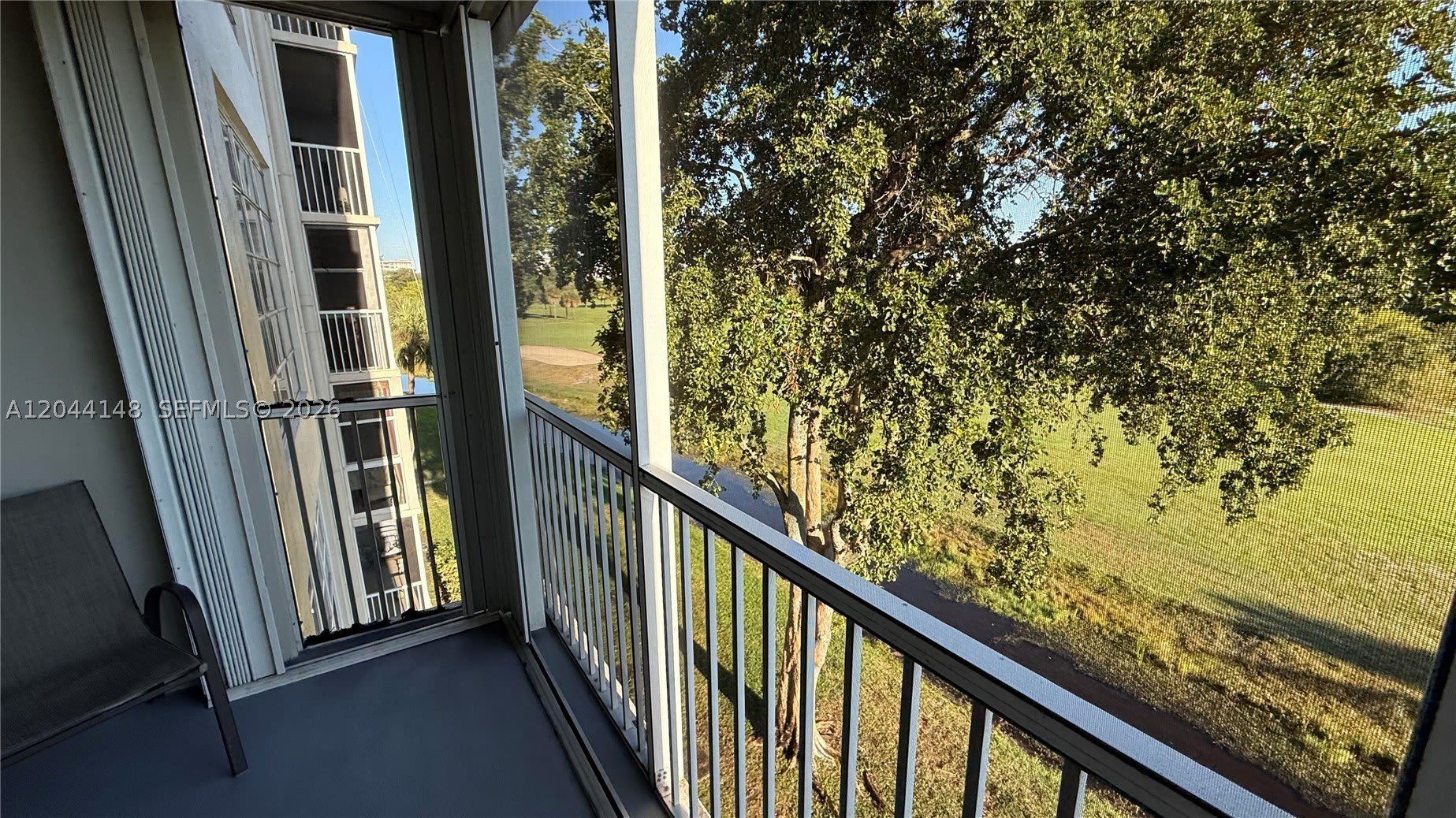 2901 S Palm Aire Dr – photo 4