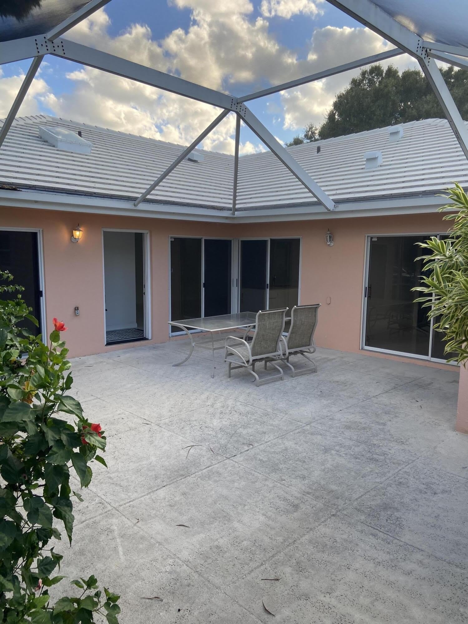 2102 Appleton Court – photo 3