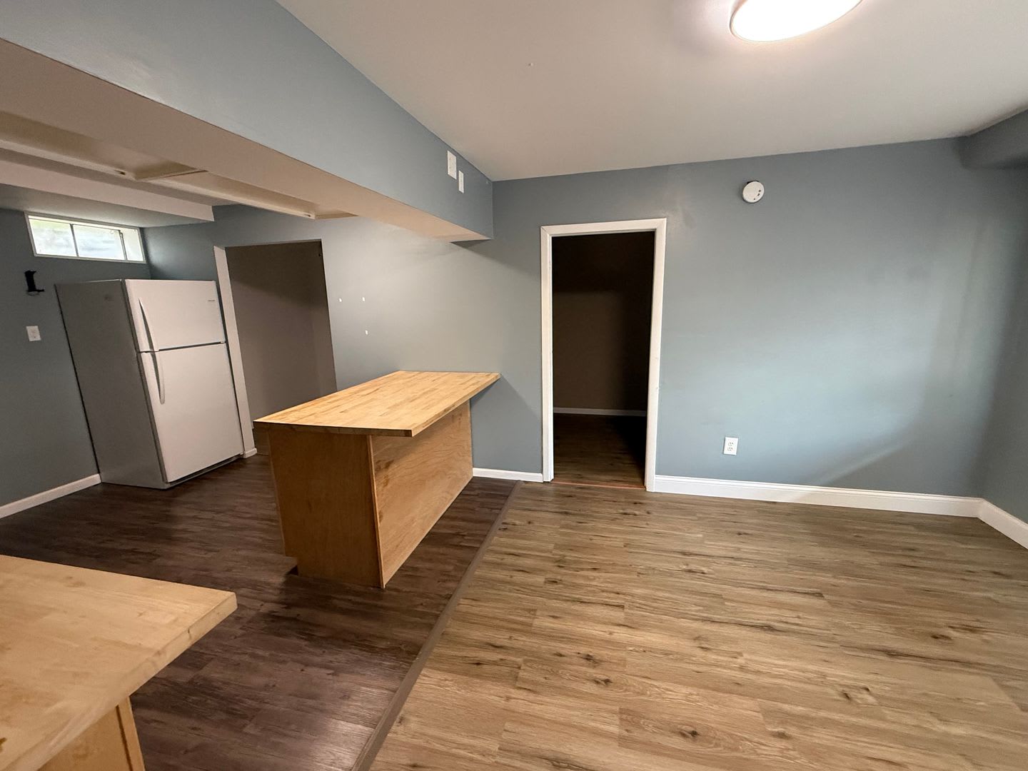 Three Bedroom Two Bathroom Duplex Apartment – photo 4