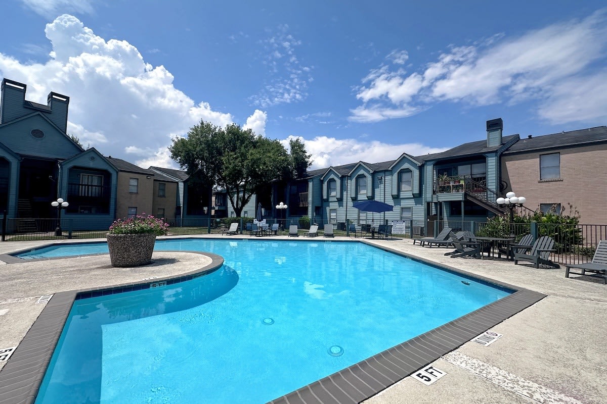 Waters at Westchase – photo 2