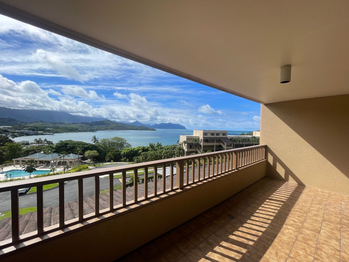 Beautiful 2 Bedroom 2 Bath Townhome – photo 5