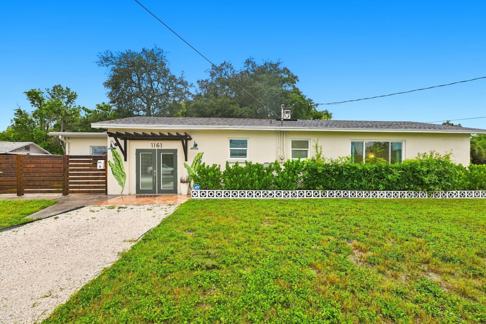 Mid-Century Meets Modern 3/2 Home in Clearwater! – photo 2