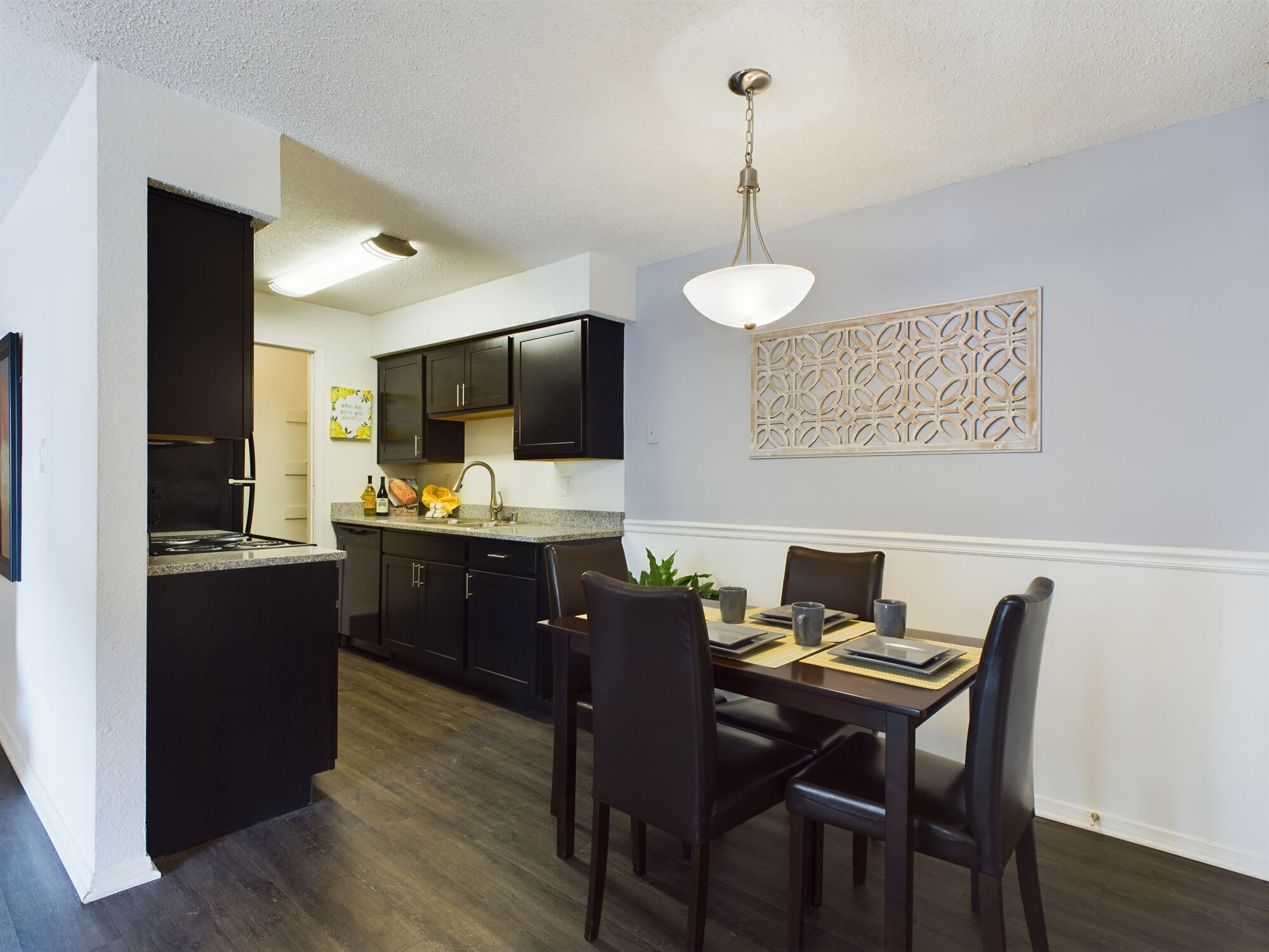 Raintree Apartments – photo 3
