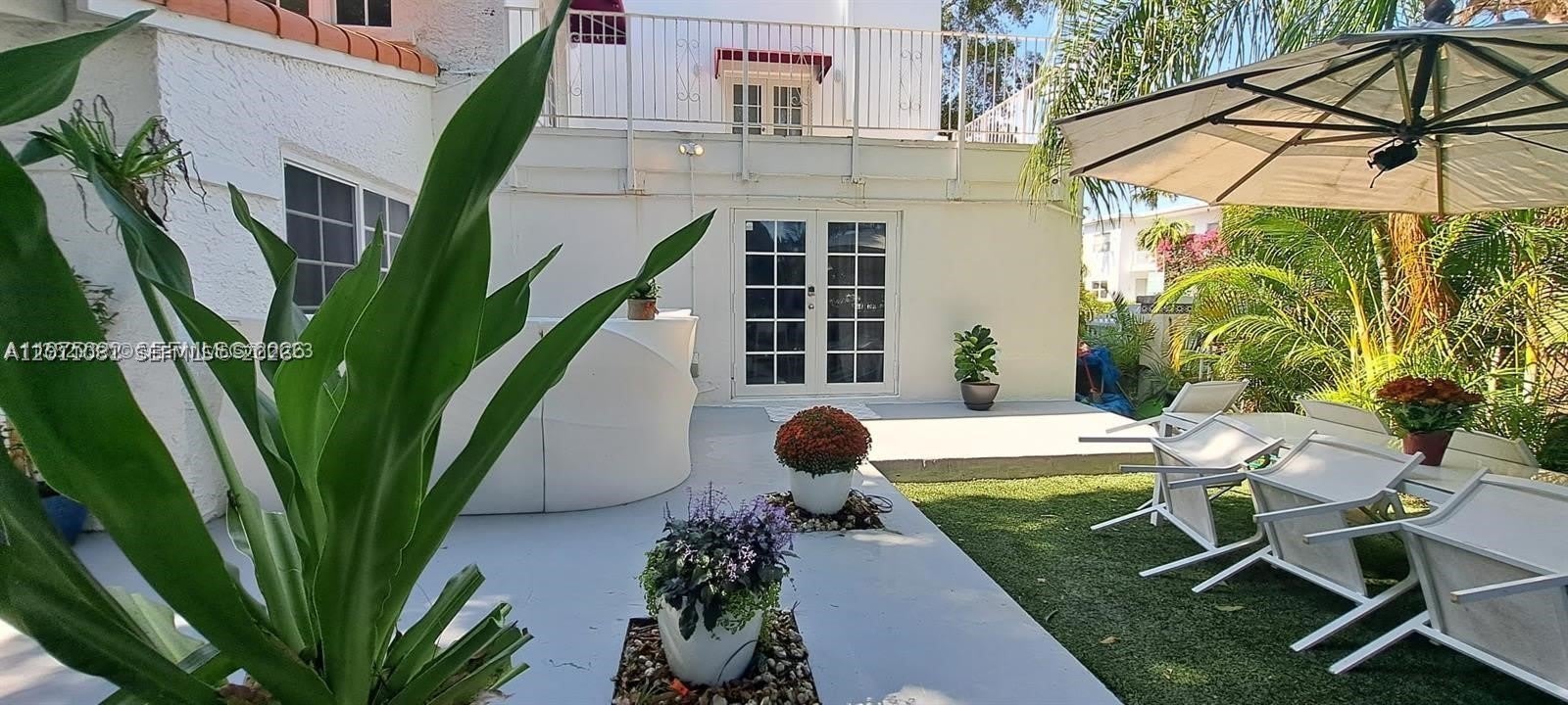846 Michigan Ave – photo 2