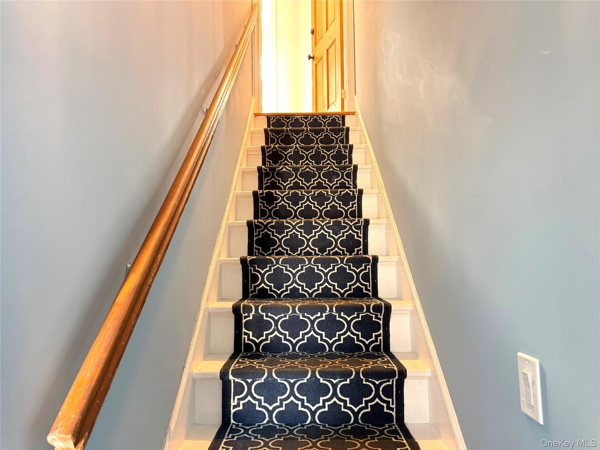 270 Gainsborg Avenue E – photo 2