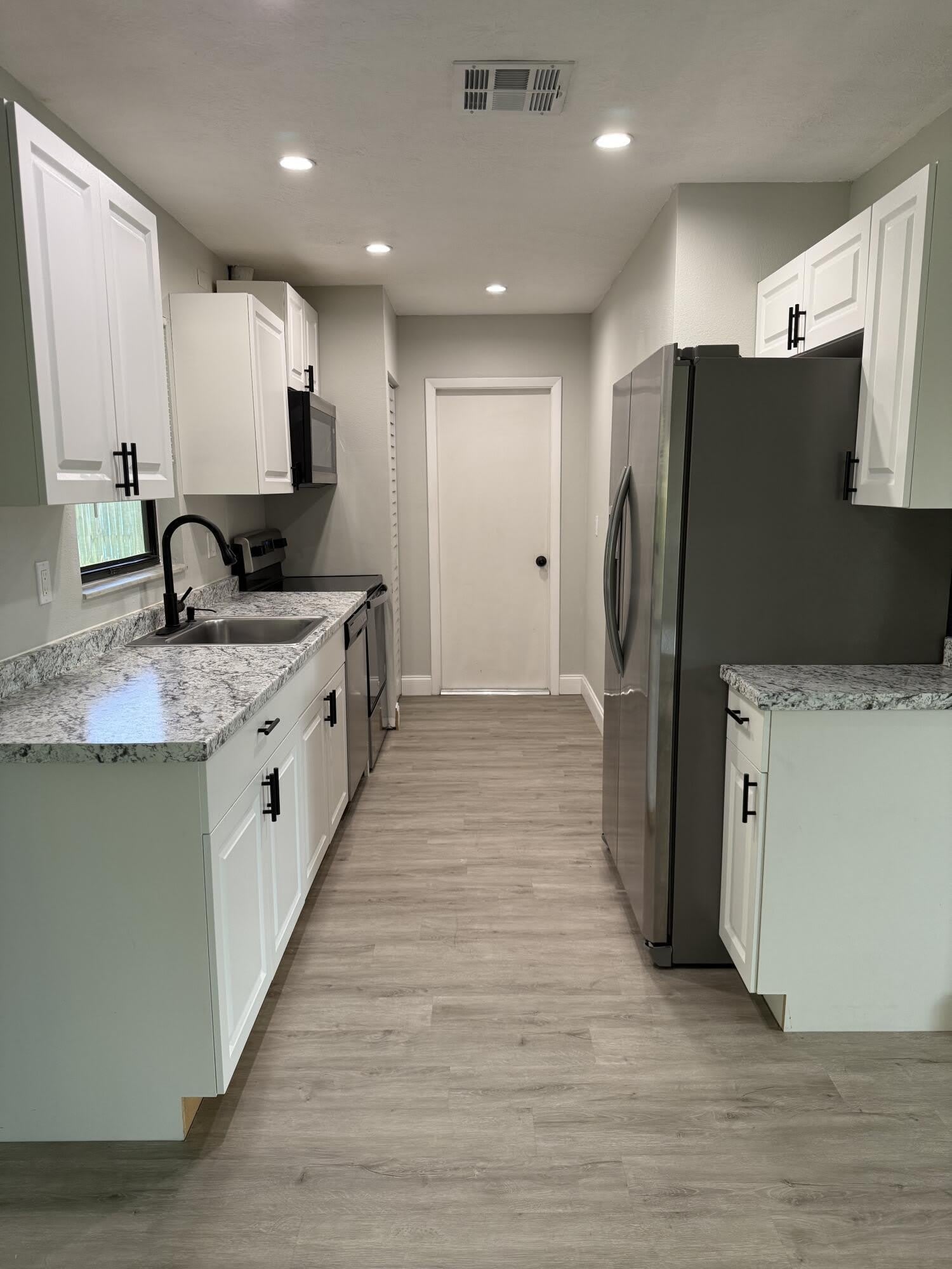 1931 SW Beekman Street – photo 3