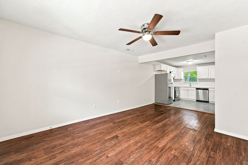2764 N Barcelona Ave – photo 5