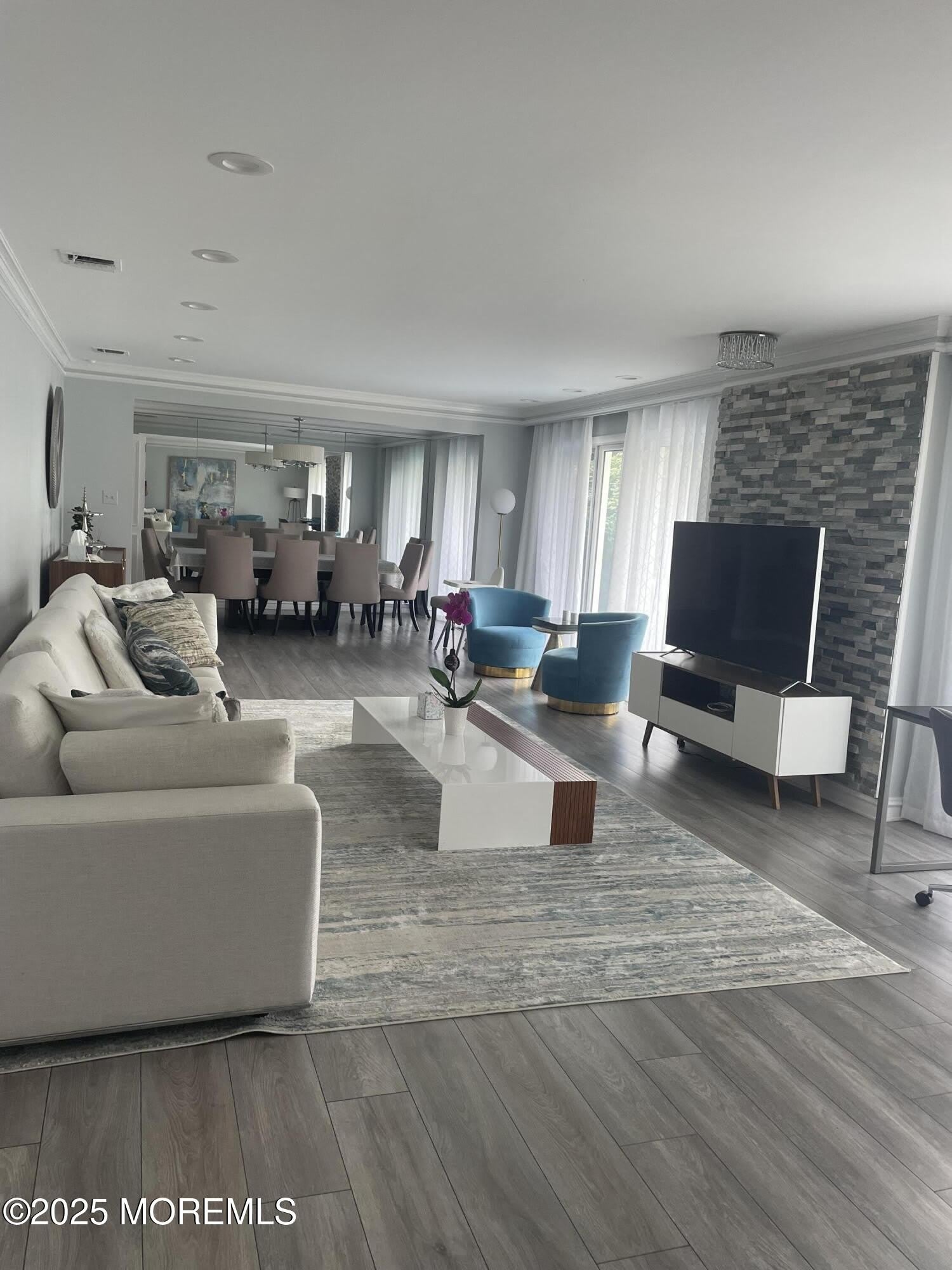 506 Roseld Avenue – photo 2