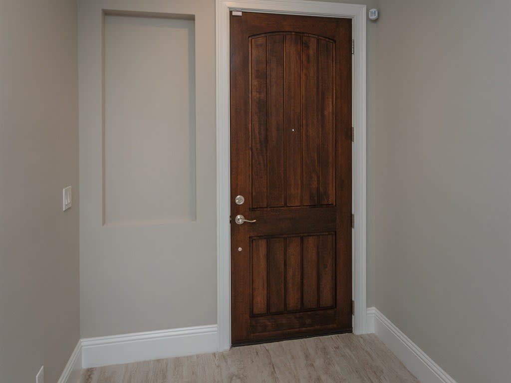 Chic Big City Inspired Brownstone – photo 4