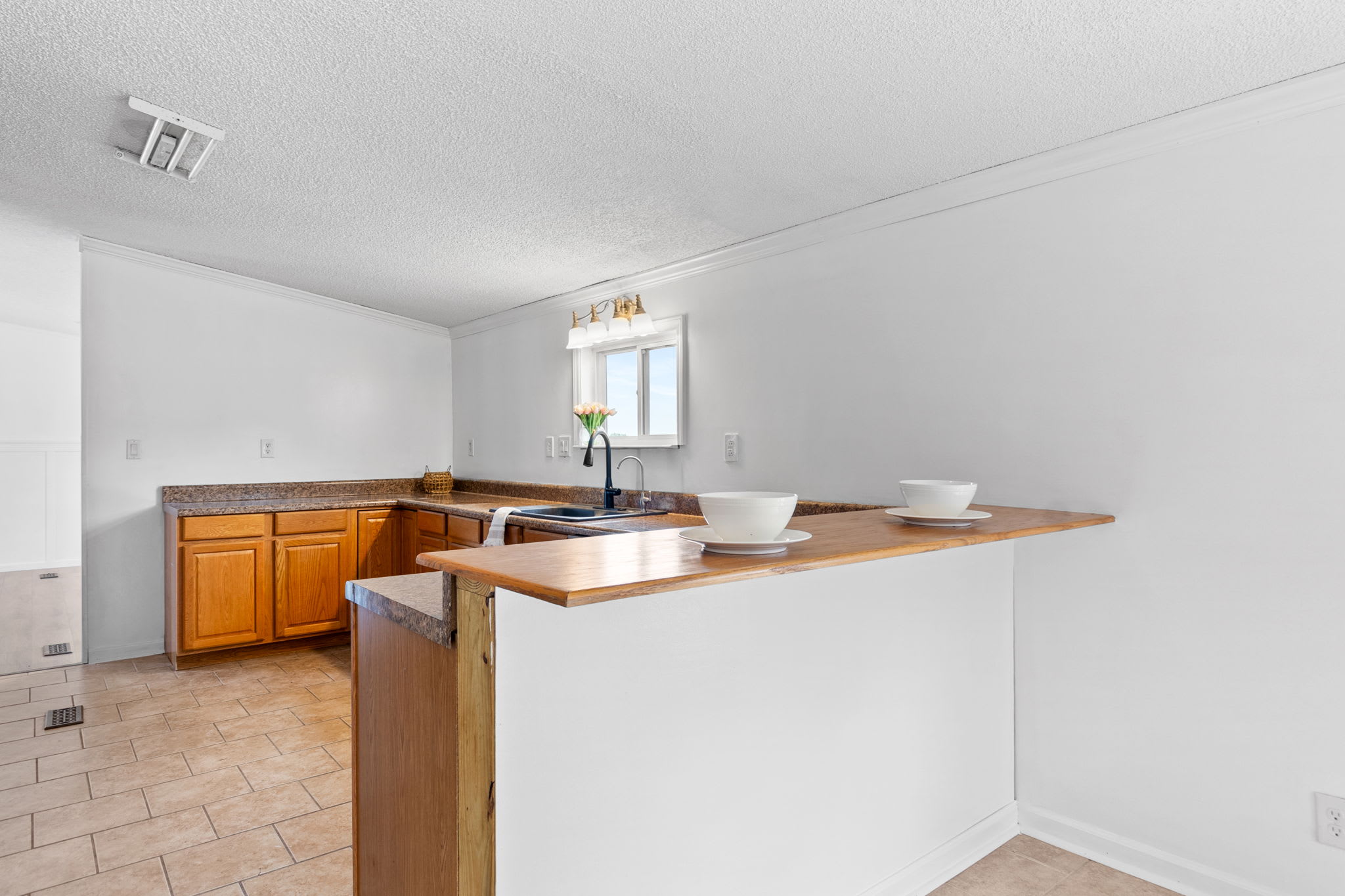 4450 Zabell Drive – photo 4