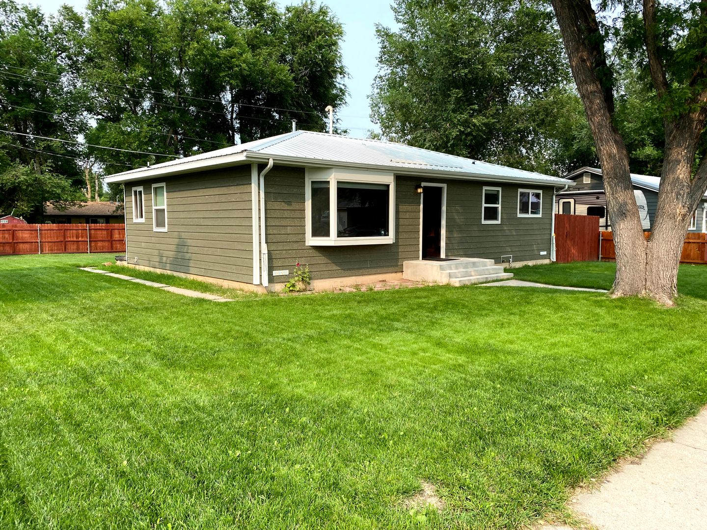 3 Bedroom 1 Bath Home in Great Neighborhood W/ Many Amenities in Lander, WY – photo 4