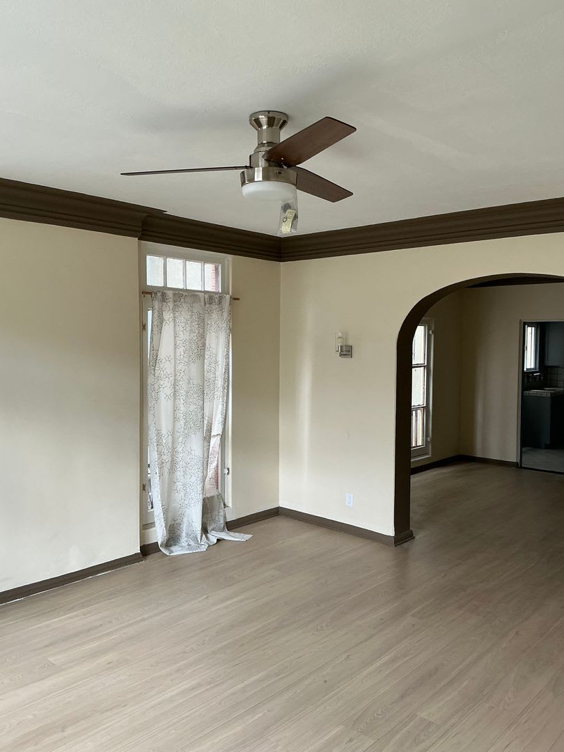 850 S Catalina st. – photo 2