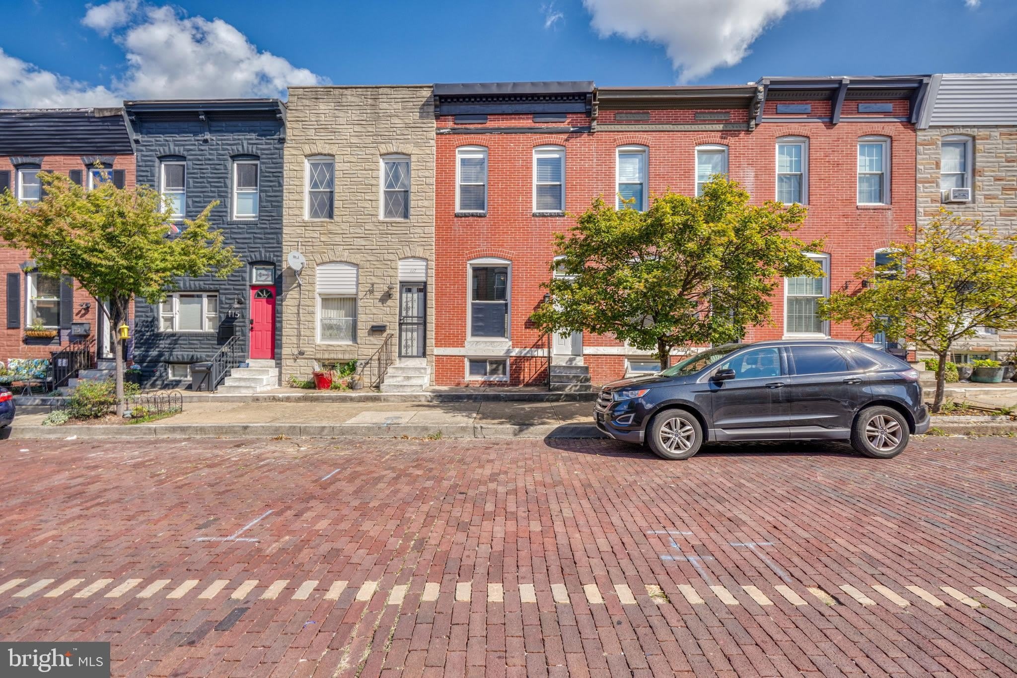 119 S BOULDIN Street S – photo 1