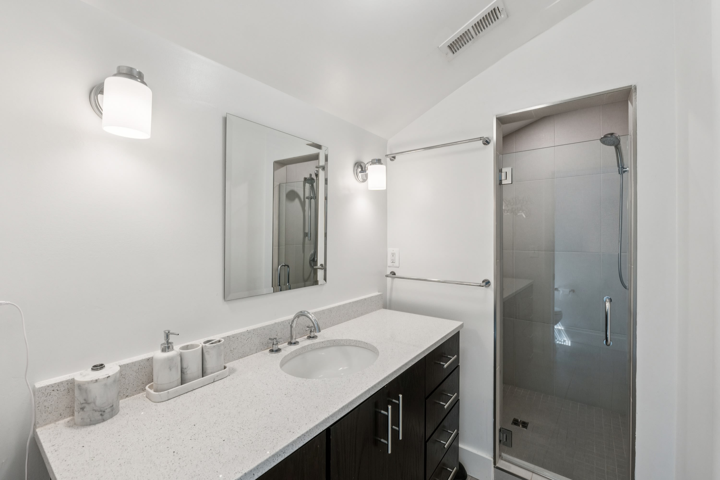 4715 Norwich Road – photo 5