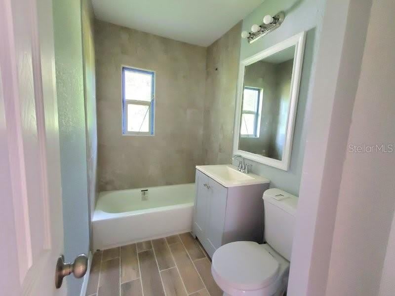 420 SOMERSET Road – photo 3