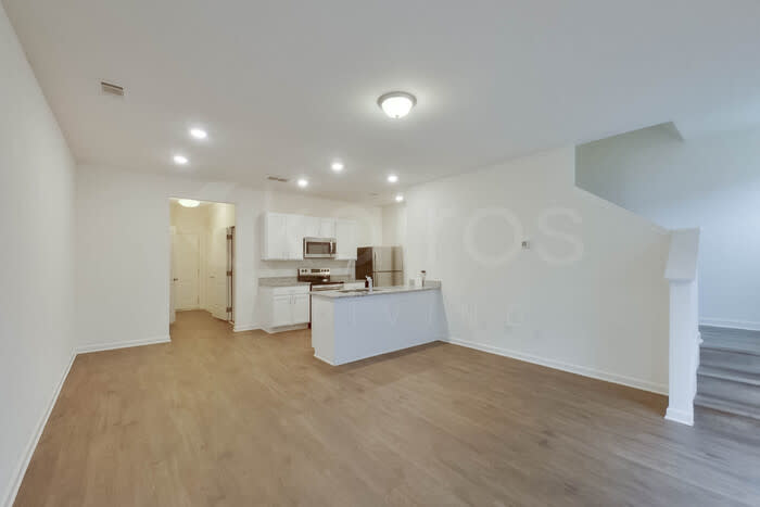 137 Dudley Way – photo 2
